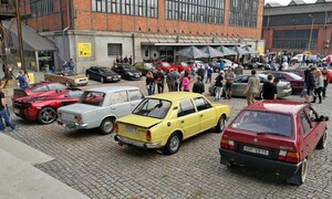 Kafe&Káry: Kafe&Káry Ostrava vol.4 - Dolní Vítkovice v obležení aut