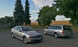 BMW 523i E39 vs Opel Omega 2.6 V6: To nejlepší z levných velkých zadokolek