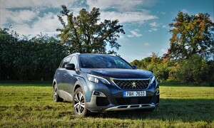Recenze & testy: Peugeot 5008 GT Line: MPV v outdoorovém hábitu