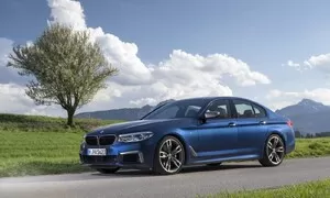 Ptejte se: Ptejte se: Hledáme sedan s velkým motorem a pohonem všech kol