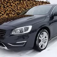 Volvo V60 D6 AWD Plug-in Hybrid 2014