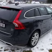Volvo V60 D6 AWD Plug-in Hybrid 2014