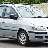 proč je na něm tolik rovnejch linií?