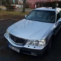 3 měsíce s limuzínou za pade - Honda Legend