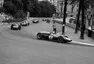 Jack s Cooperem T53 v ulicích Monaka, 1960