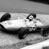 Jack s Brabhamem BT3, prvním monopostem Brabham pro F1, Nürbrugring, 1962