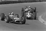 Jack před Jimem Clarkem, Brabham BT19, Zandvoort, 1966