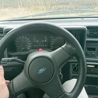 konečně za volantem pořádnýho auta