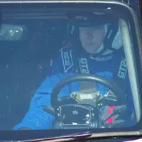 Od strachu z řízení k lásce k autům - závody