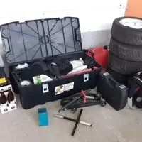 Tohle všechno vozí kolega s sebou v Cinquecentu...