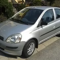 První yaris 1,0 v rodině...jsem ho těma lištama přeplácal