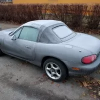 Kupte si cabrio, je to skvělý a budete nadšeni. Nebo ne? Čtyři roky s MX-5 NB/NC.