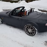 Kupte si cabrio, je to skvělý a budete nadšeni. Nebo ne? Čtyři roky s MX-5 NB/NC.