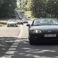 Kupte si cabrio, je to skvělý a budete nadšeni. Nebo ne? Čtyři roky s MX-5 NB/NC.