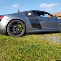 Audi R8 V8 R-tronic z rychlíku