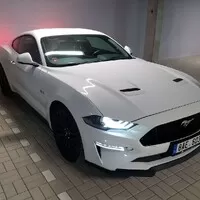 Mustang GT (2020) - jaký je V8 s manuálem?