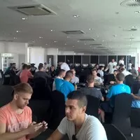 První schůze a administrativa