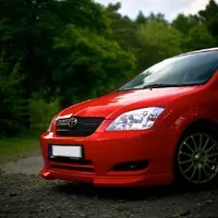 Raspbyho bývalky – část druhá: První vlastní auto (Toyota Corolla T-Sport)