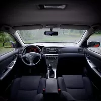 Raspbyho bývalky – část druhá: První vlastní auto (Toyota Corolla T-Sport)