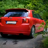 Raspbyho bývalky – část druhá: První vlastní auto (Toyota Corolla T-Sport)
