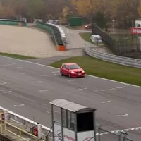 Raspbyho bývalky – část druhá: První vlastní auto (Toyota Corolla T-Sport)