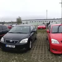 Raspbyho bývalky – část druhá: První vlastní auto (Toyota Corolla T-Sport)