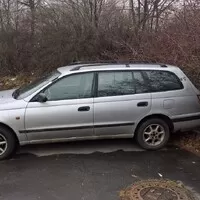 Raspbyho bývalky - Část třetí: Když korunky scházejí (Toyota Carina E)