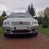 Raspbyho bývalky – Část poslední: Současnost (Toyota Avensis)