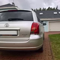 Raspbyho bývalky – Část poslední: Současnost (Toyota Avensis)