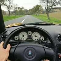 Fejeton: Miata & cliché královna