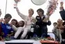 První triumf v MS. V cíli Rallye Sanremo 1981.