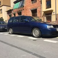 Se sníženým podvozkem.