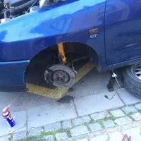 Práce na novém podvozku.