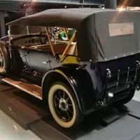 Múzeum automobilov v Rige