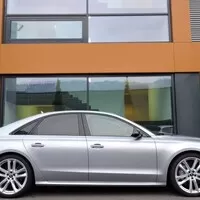Maserati Quattroporte vs. Zlý nový svět
