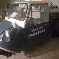A takto vidíme Mazdu my ostatní. Táto je na mlieko.