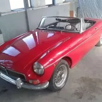 MG B, aneb ako spraviť za jeden deň z Red 1.8 → Green V8