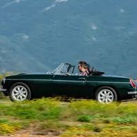 MG B, aneb ako spraviť za jeden deň z Red 1.8 → Green V8