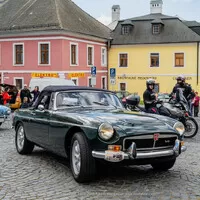 MG B, aneb ako spraviť za jeden deň z Red 1.8 → Green V8