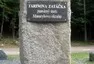 Halvní pomník ve Farince