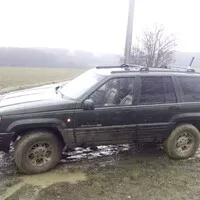 Jeep Grand Cherokee ZJ(ZG) V8 5,2