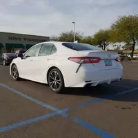 Toyota Camry SE - Hlavně neurazit