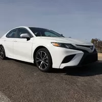 Toyota Camry SE - Hlavně neurazit