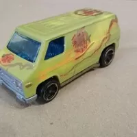 Hotwheels, sypač a Anglie, aneb neusnul jsem na vavřínech...