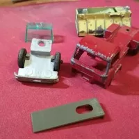 Hotwheels, sypač a Anglie, aneb neusnul jsem na vavřínech...