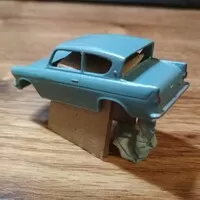 Lesney´s No.7b - Ford Anglia