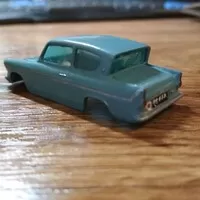 Lesney´s No.7b - Ford Anglia