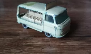 Lesney´s No.21 - Commer bottle float