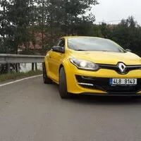 Hitparáda nejdebilnějších frází automobilových novinářů podle Kraba
