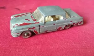 Lesney´s No.53 - Mercedes 200 SE